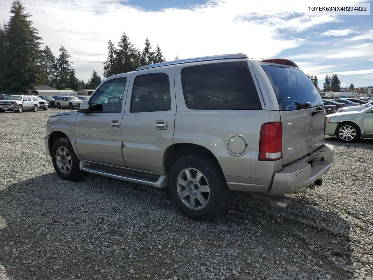 2004 Cadillac Escalade Luxury VIN: 1GYEK63NX4R294822 Lot: 73353144