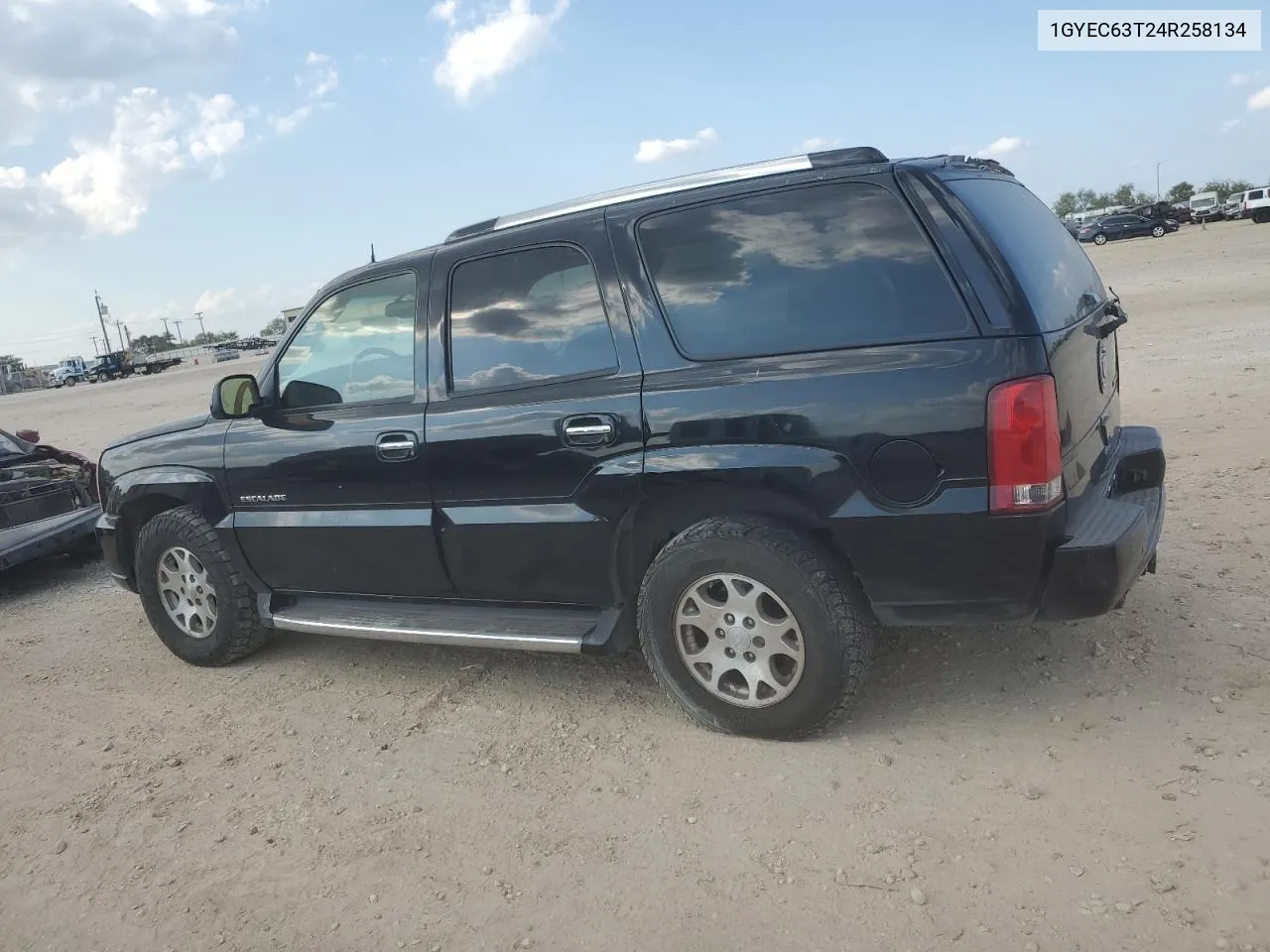 2004 Cadillac Escalade Luxury VIN: 1GYEC63T24R258134 Lot: 78856084