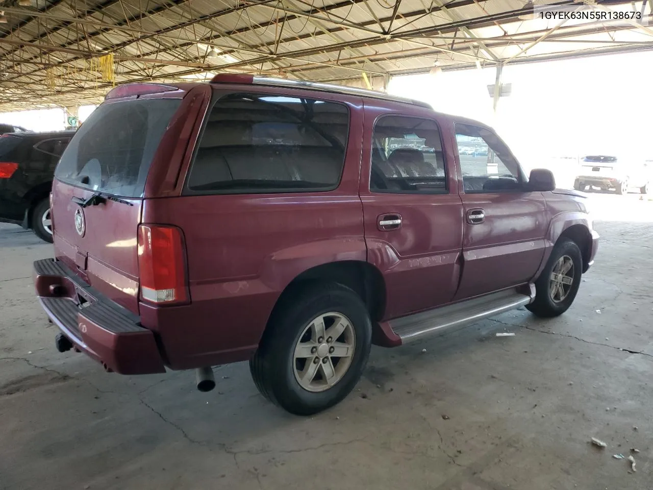 2005 Cadillac Escalade Luxury VIN: 1GYEK63N55R138673 Lot: 76609914