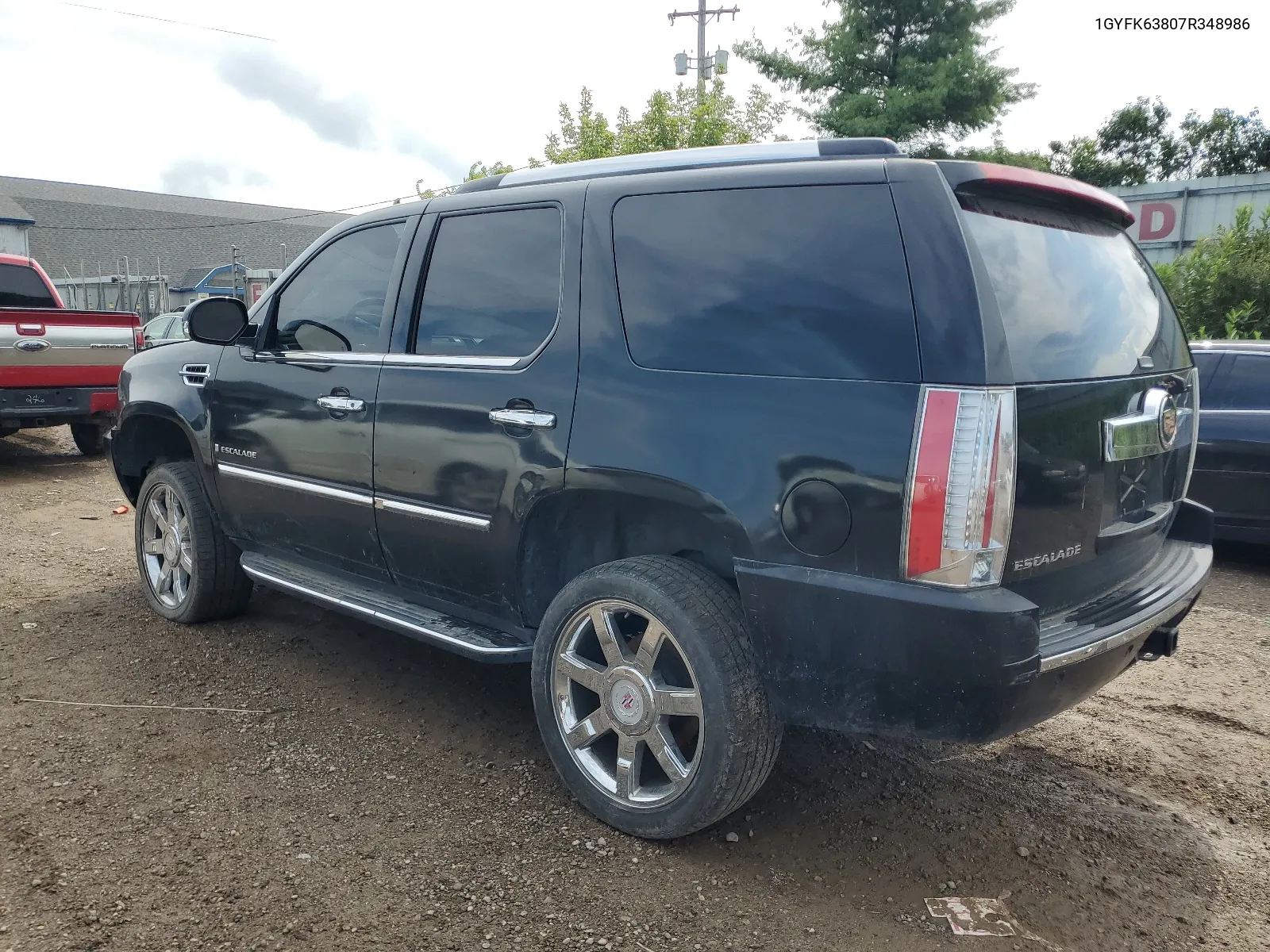 2007 Cadillac Escalade Luxury VIN: 1GYFK63807R348986 Lot: 64070114