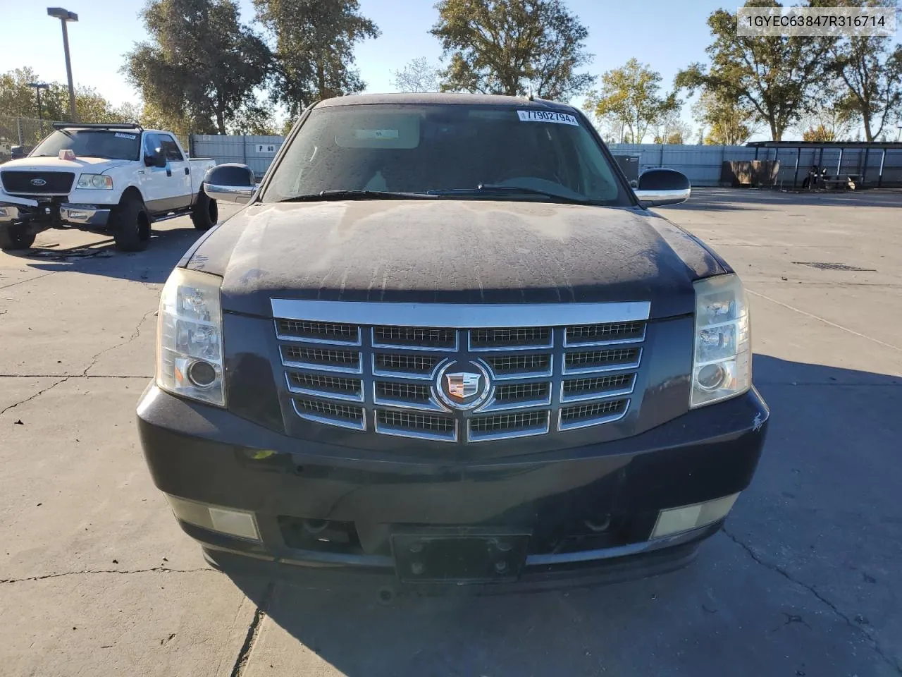 2007 Cadillac Escalade Luxury VIN: 1GYEC63847R316714 Lot: 77902794