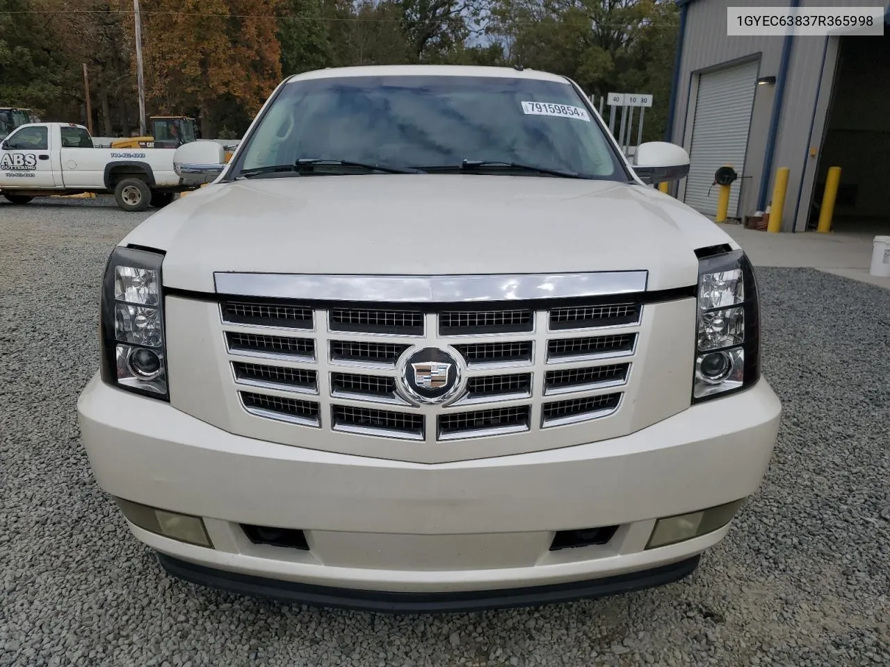 2007 Cadillac Escalade Luxury VIN: 1GYEC63837R365998 Lot: 79159854