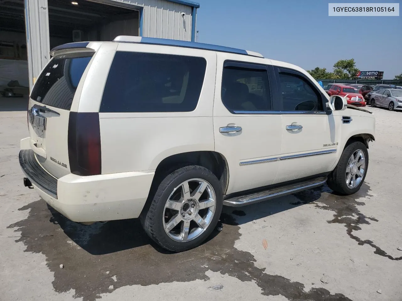 2008 Cadillac Escalade Luxury VIN: 1GYEC63818R105164 Lot: 69476304