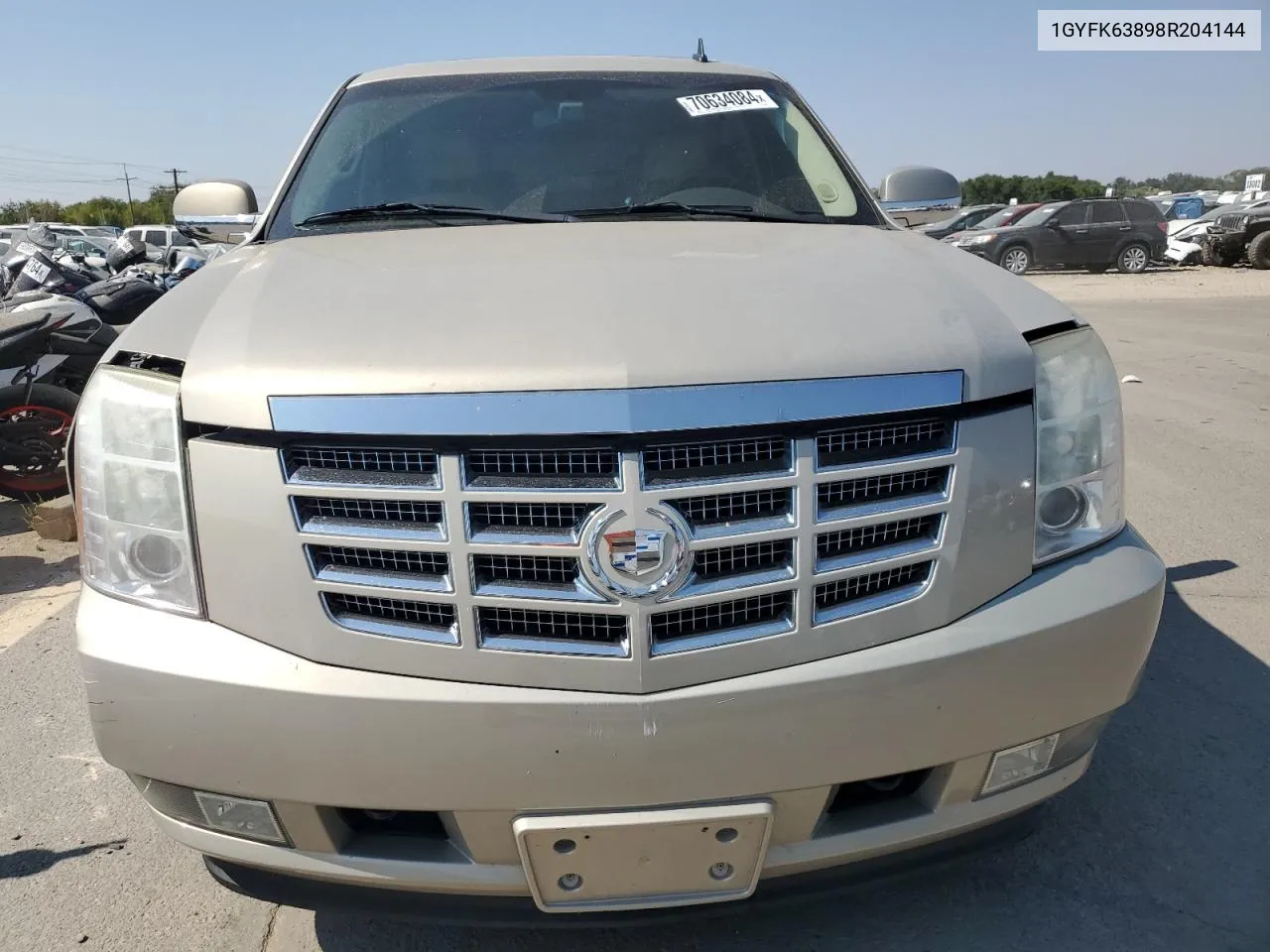 2008 Cadillac Escalade Luxury VIN: 1GYFK63898R204144 Lot: 70634084