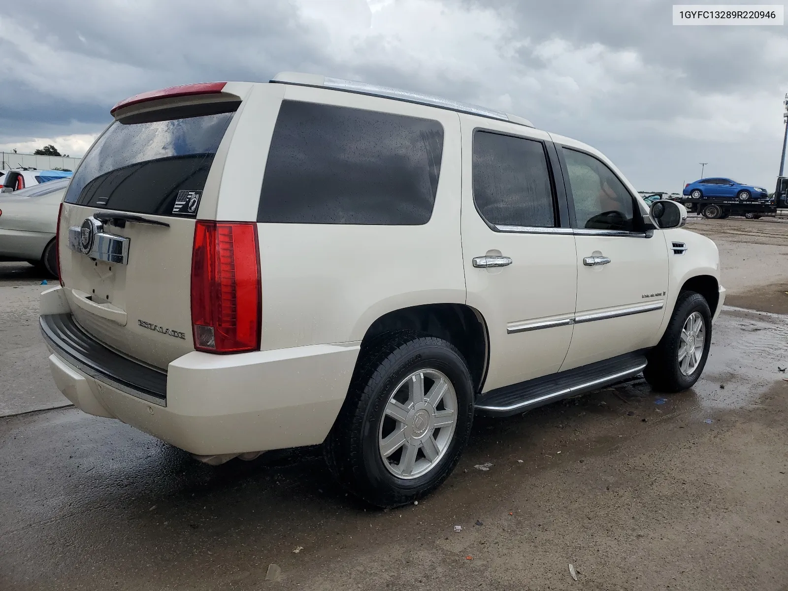 2009 Cadillac Escalade VIN: 1GYFC13289R220946 Lot: 66298703