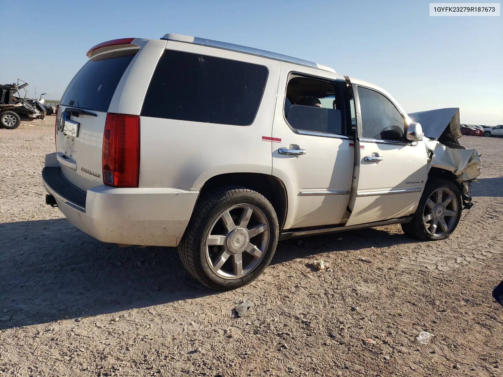 2009 Cadillac Escalade Luxury VIN: 1GYFK23279R187673 Lot: 66316754