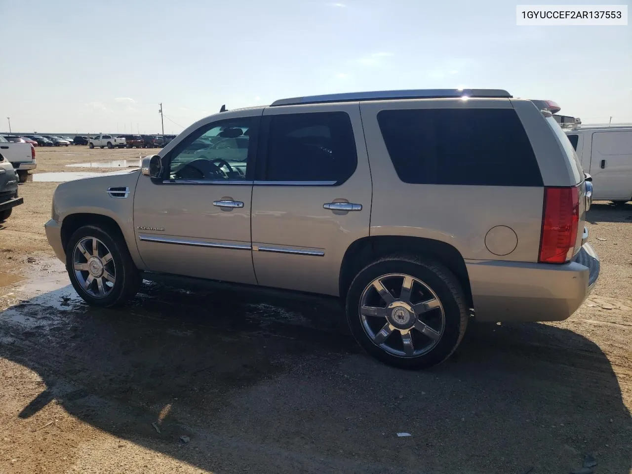 2010 Cadillac Escalade Premium VIN: 1GYUCCEF2AR137553 Lot: 66853004