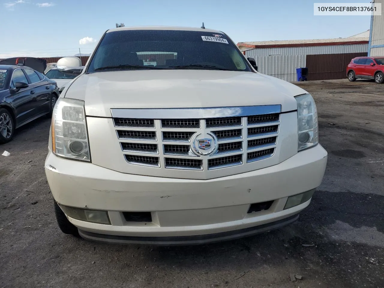 1GYS4CEF8BR137661 2011 Cadillac Escalade Premium