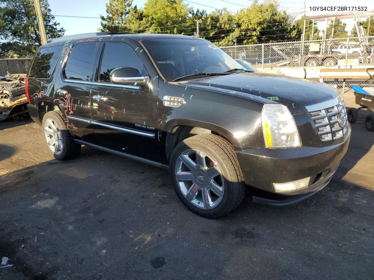 2011 Cadillac Escalade Premium VIN: 1GYS4CEF2BR171532 Lot: 69108154