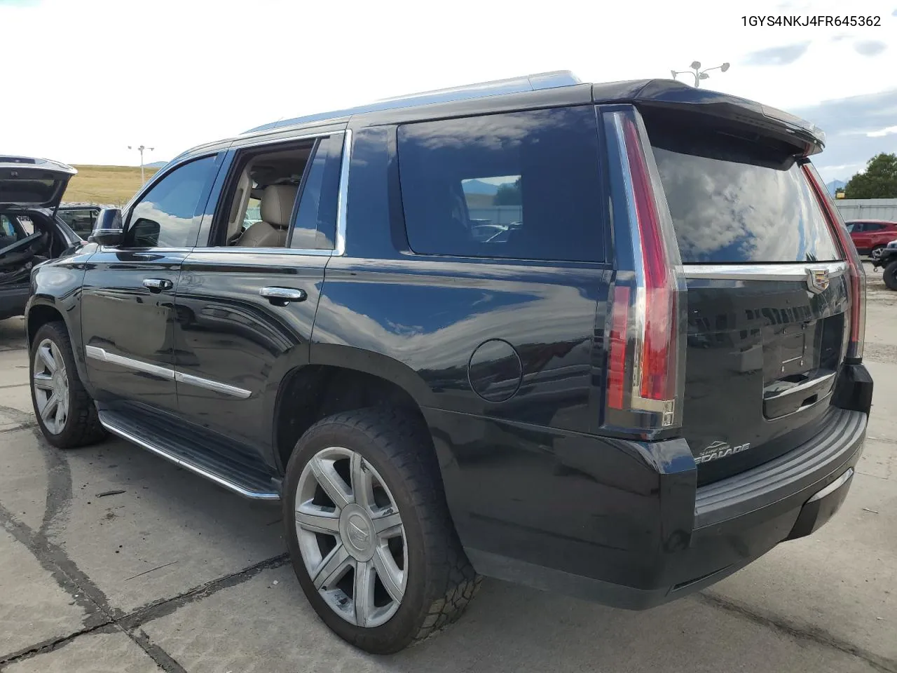 1GYS4NKJ4FR645362 2015 Cadillac Escalade Premium