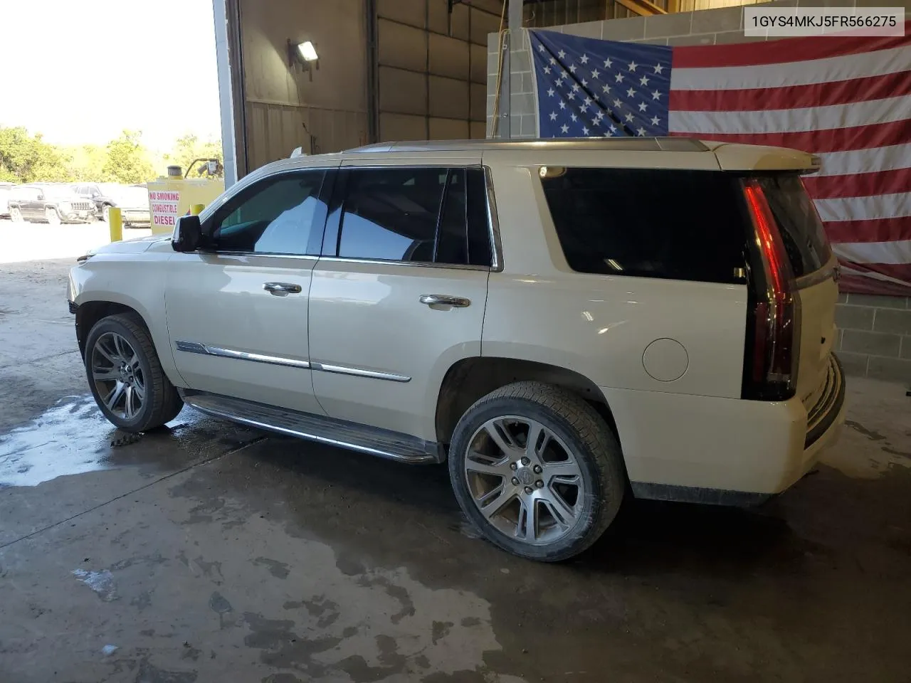 1GYS4MKJ5FR566275 2015 Cadillac Escalade Luxury