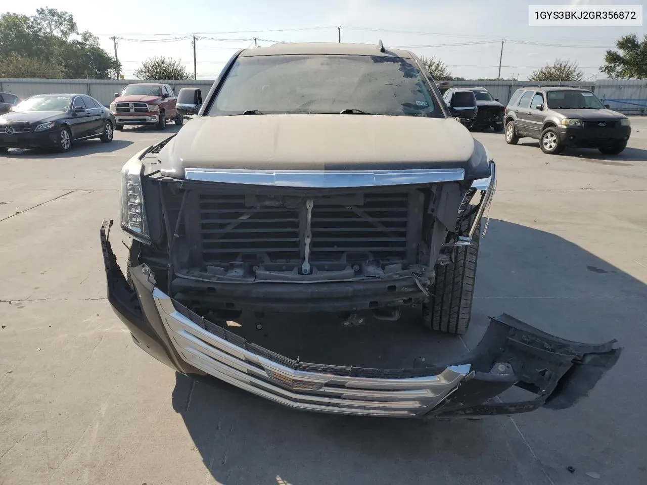 1GYS3BKJ2GR356872 2016 Cadillac Escalade Luxury