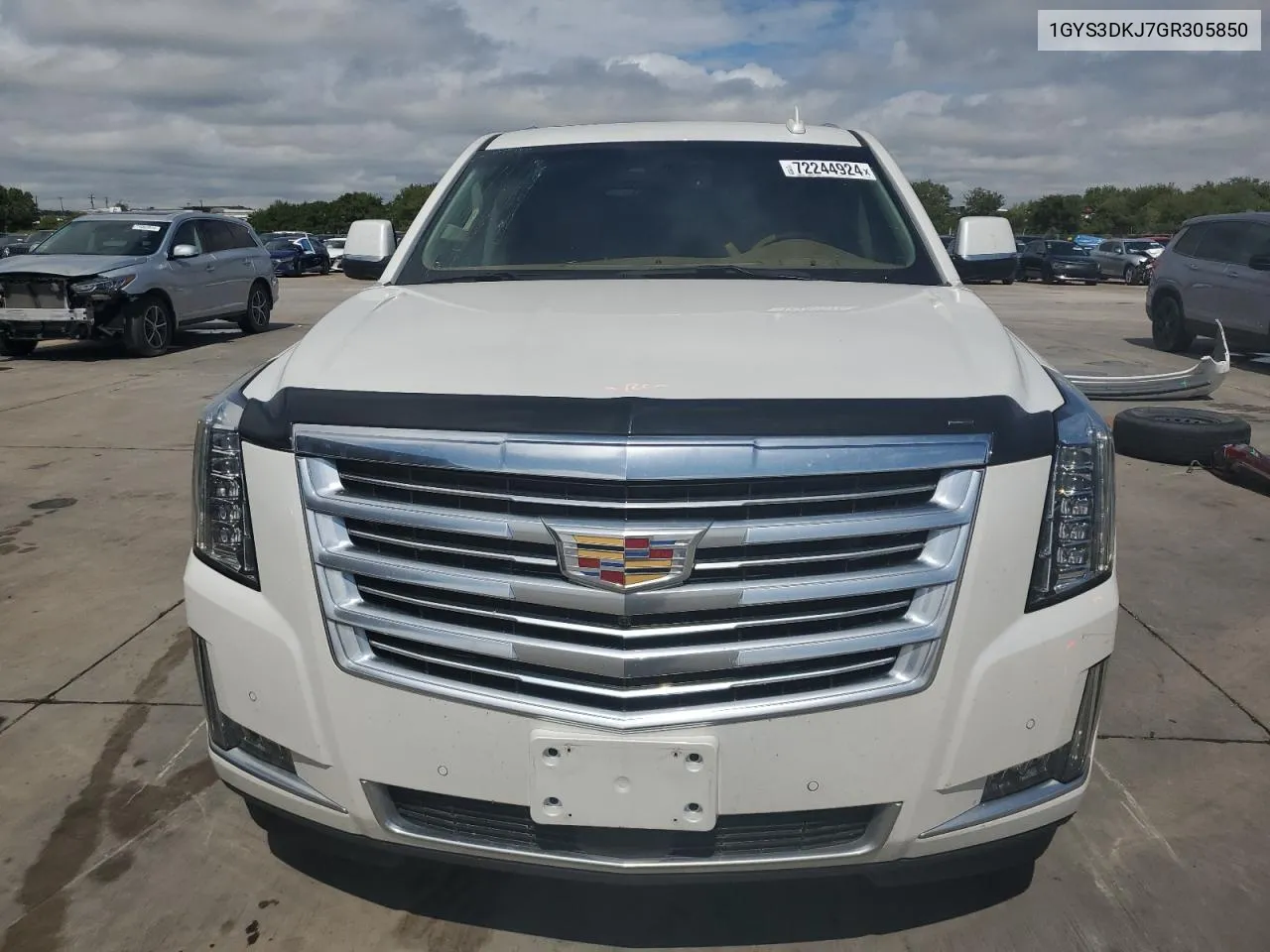 1GYS3DKJ7GR305850 2016 Cadillac Escalade Platinum