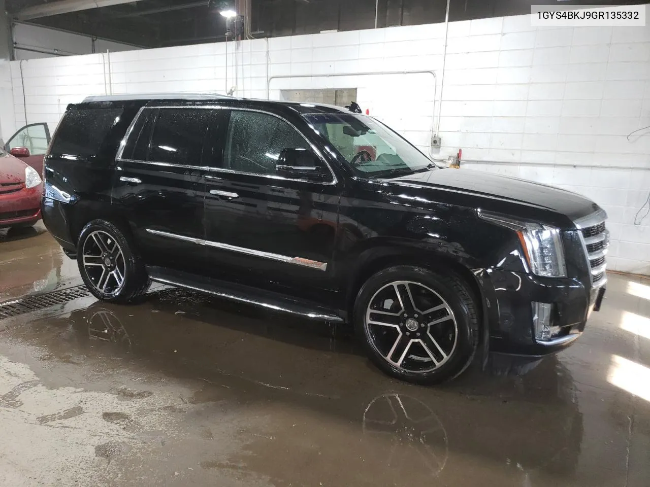 1GYS4BKJ9GR135332 2016 Cadillac Escalade Luxury