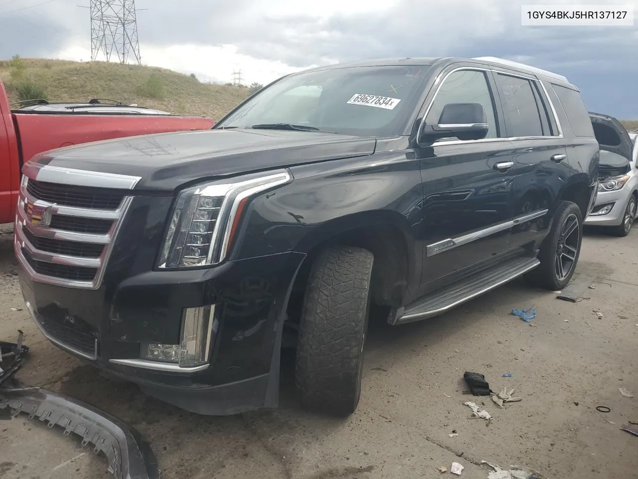 1GYS4BKJ5HR137127 2017 Cadillac Escalade Luxury