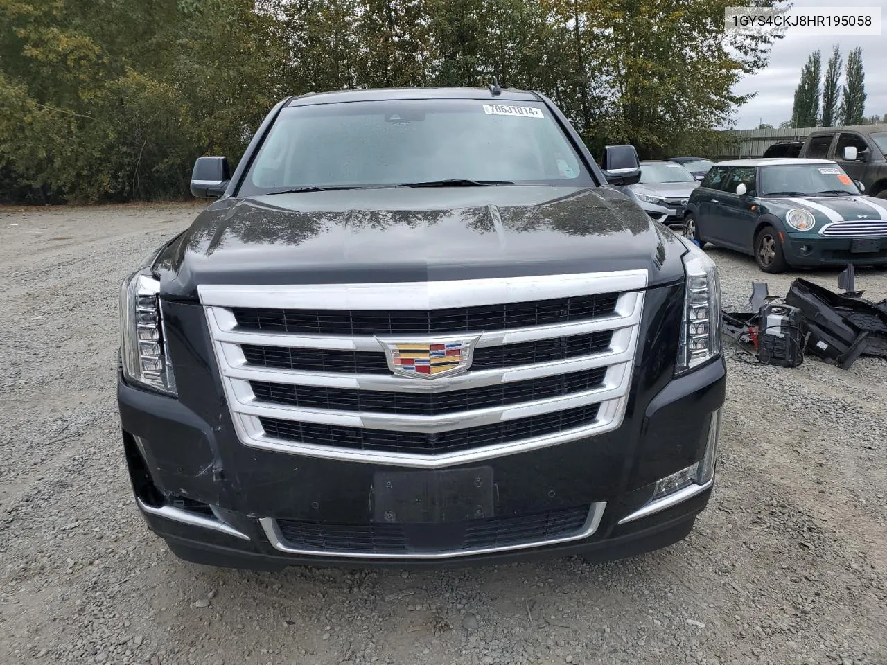 1GYS4CKJ8HR195058 2017 Cadillac Escalade Premium Luxury