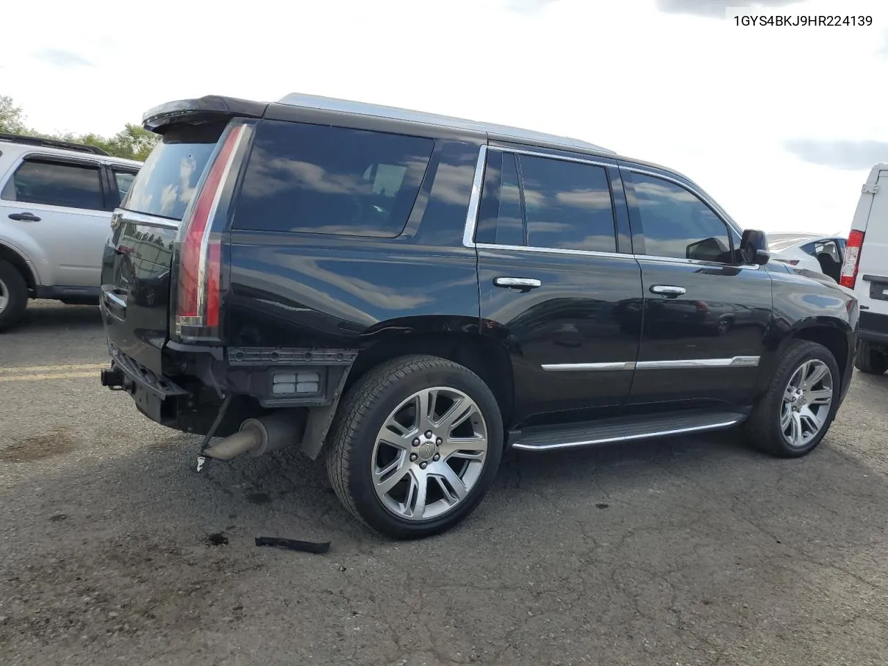 1GYS4BKJ9HR224139 2017 Cadillac Escalade Luxury