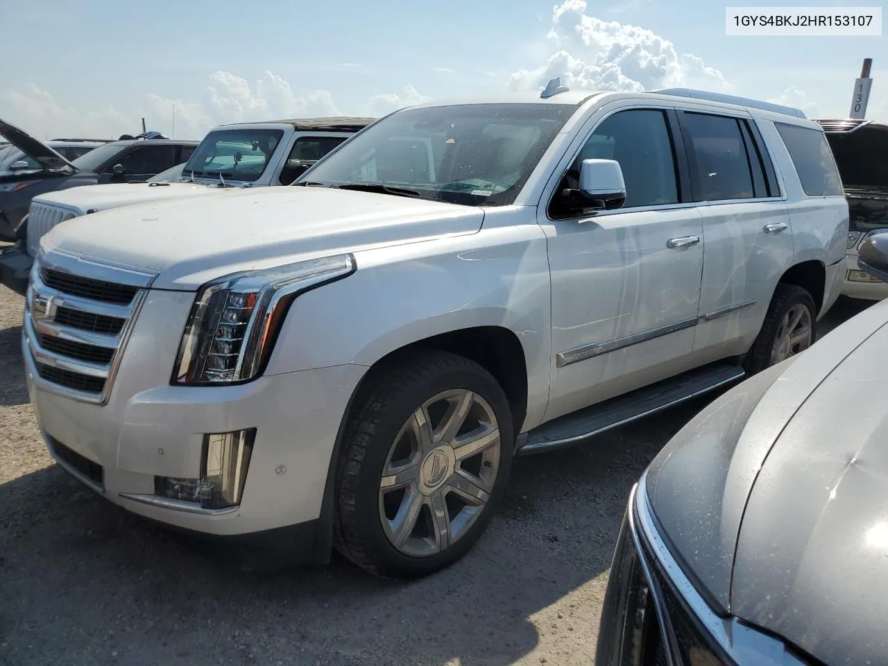 1GYS4BKJ2HR153107 2017 Cadillac Escalade Luxury