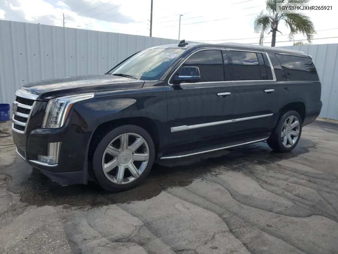 2017 Cadillac Escalade Esv Luxury VIN: 1GYS3HKJXHR265921 Lot: 77823594