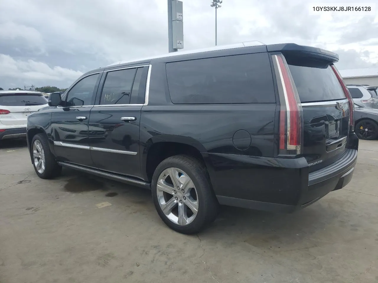 1GYS3KKJ8JR166128 2018 Cadillac Escalade Esv Platinum