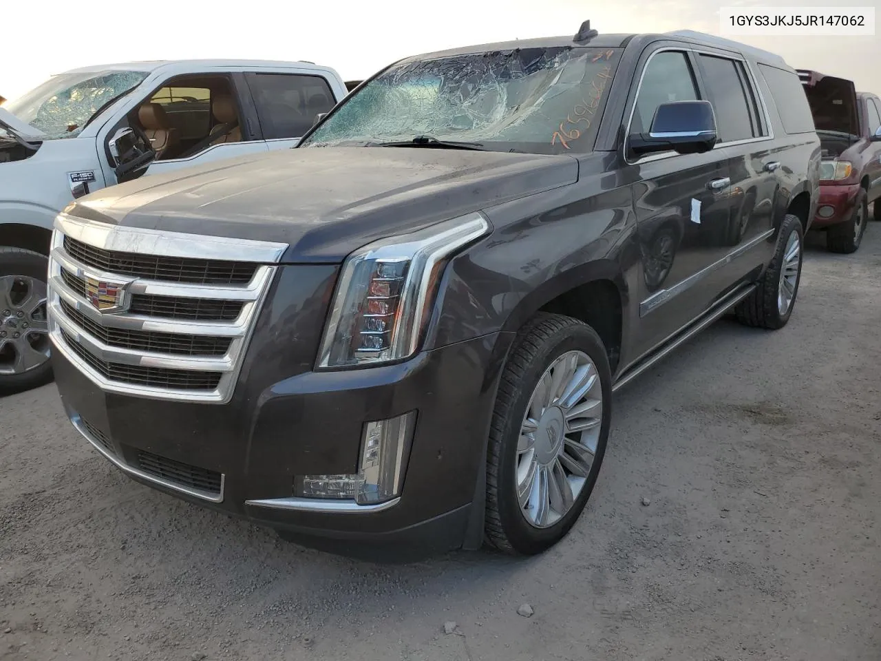 1GYS3JKJ5JR147062 2018 Cadillac Escalade Esv Premium Luxury