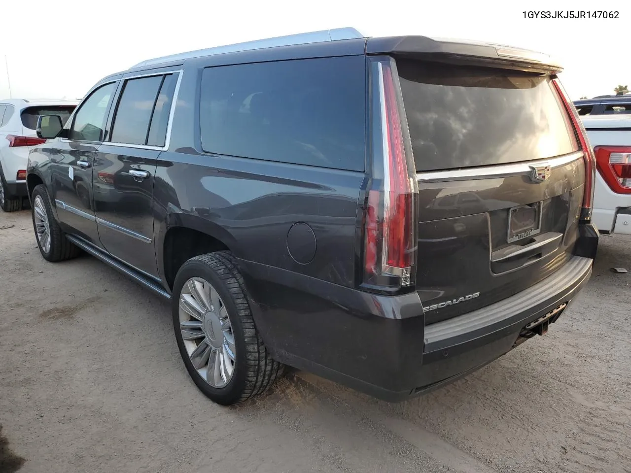 1GYS3JKJ5JR147062 2018 Cadillac Escalade Esv Premium Luxury