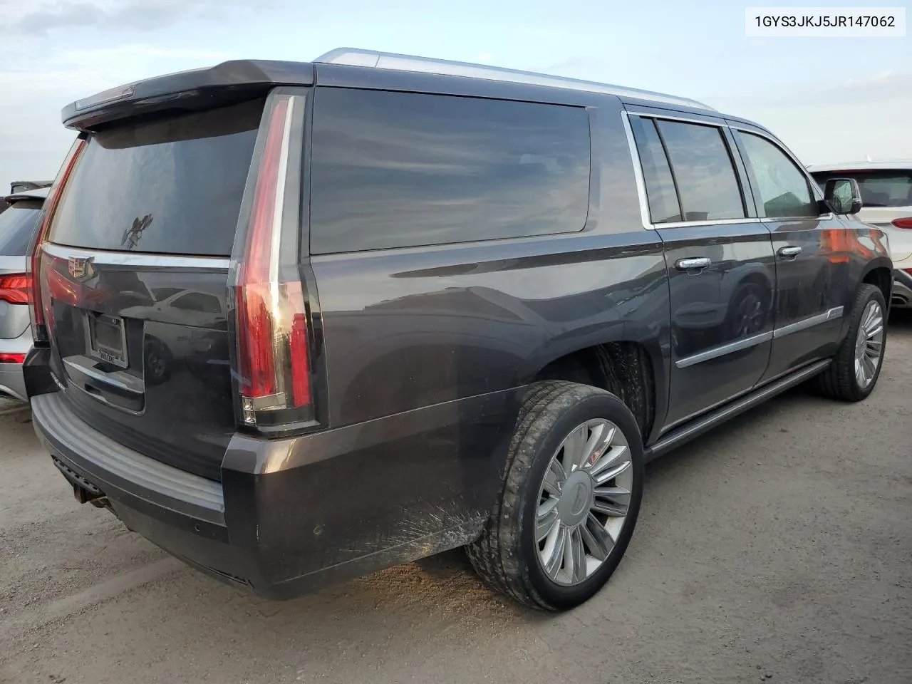 1GYS3JKJ5JR147062 2018 Cadillac Escalade Esv Premium Luxury