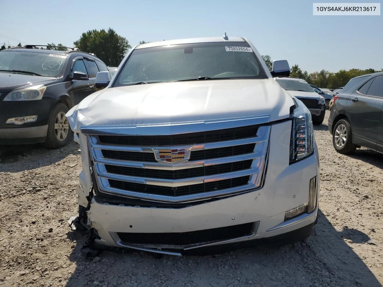 1GYS4AKJ6KR213617 2019 Cadillac Escalade