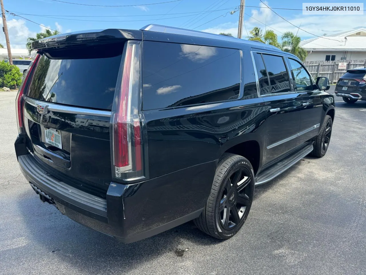 2019 Cadillac Escalade Esv Luxury VIN: 1GYS4HKJ0KR11010 Lot: 70890514