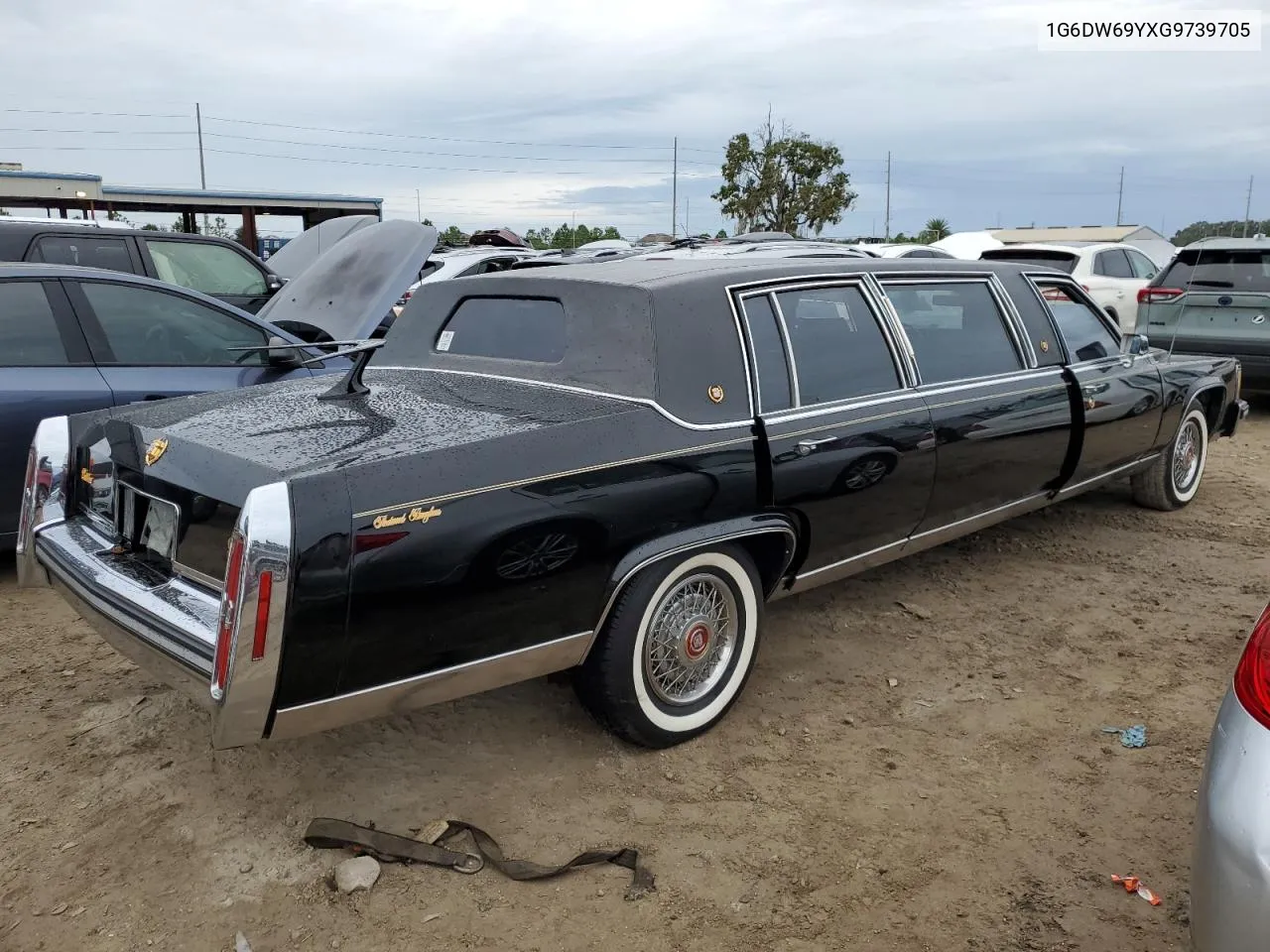 1G6DW69YXG9739705 1986 Cadillac Fleetwood Brougham