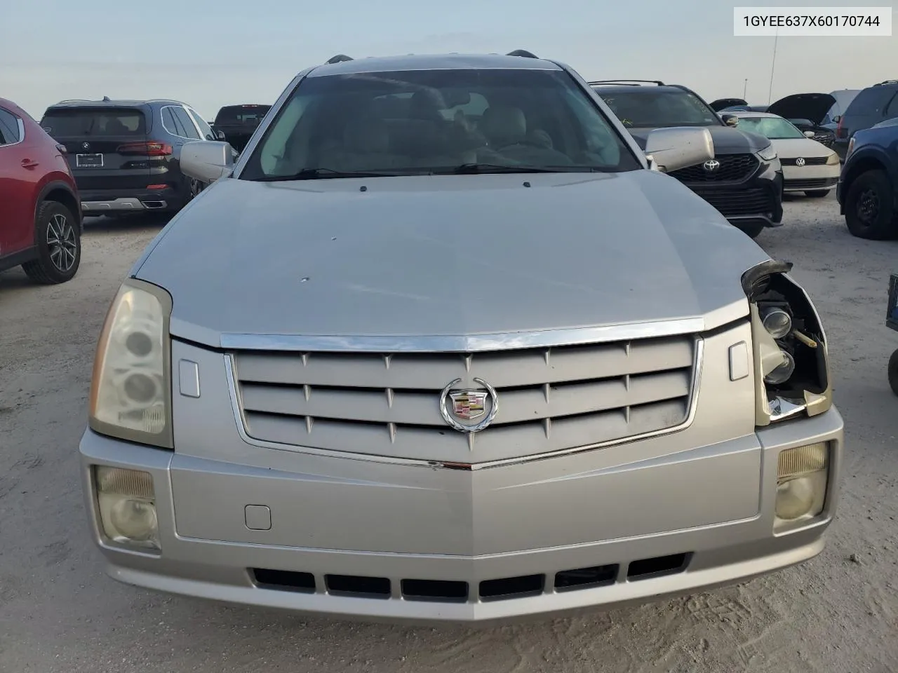 2006 Cadillac Srx VIN: 1GYEE637X60170744 Lot: 76547894