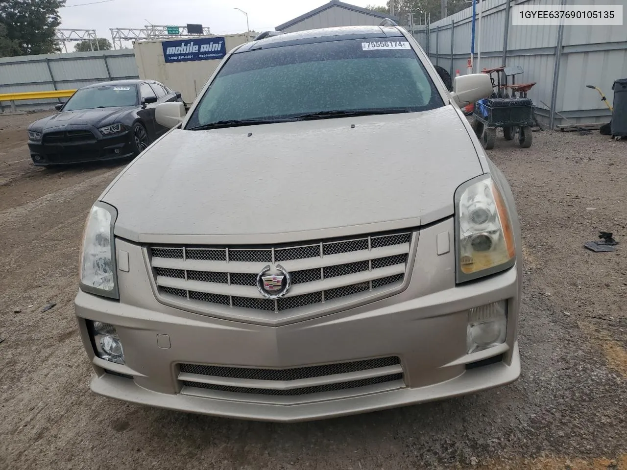 2009 Cadillac Srx VIN: 1GYEE637690105135 Lot: 75556174