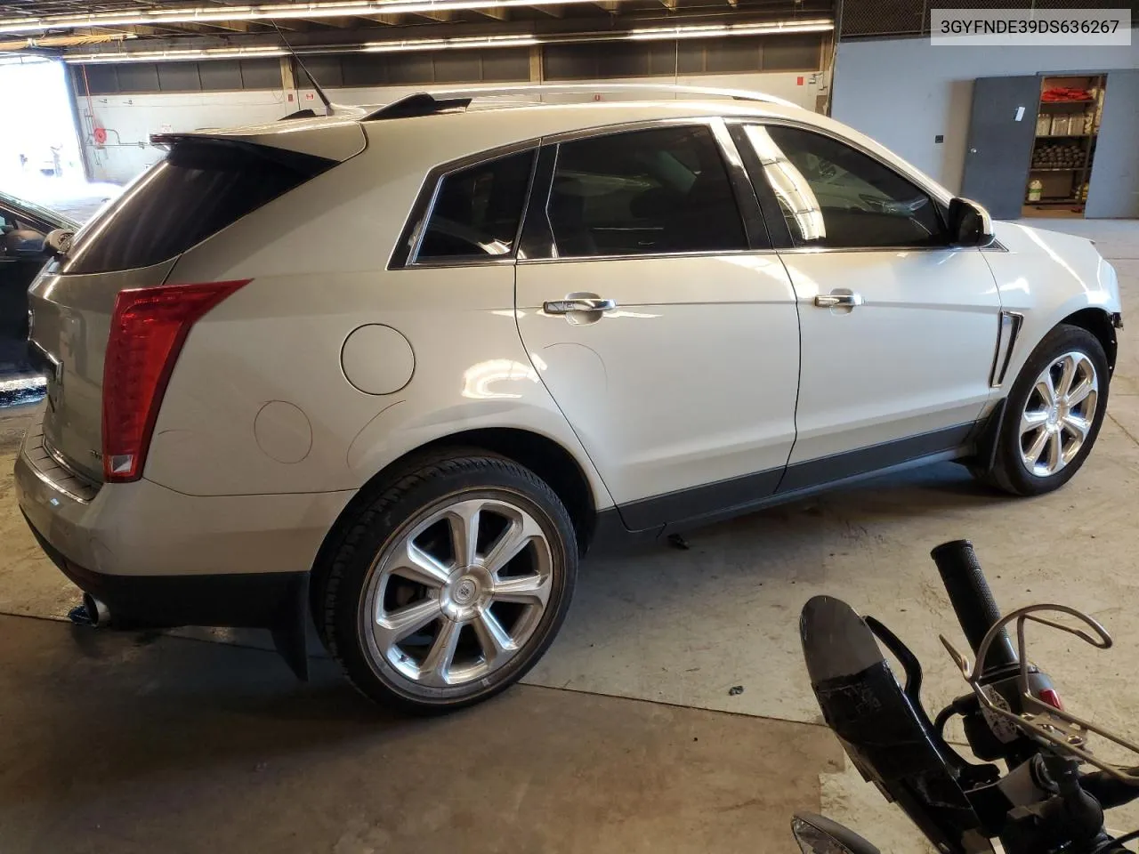 2013 Cadillac Srx Performance Collection VIN: 3GYFNDE39DS636267 Lot: 76123134