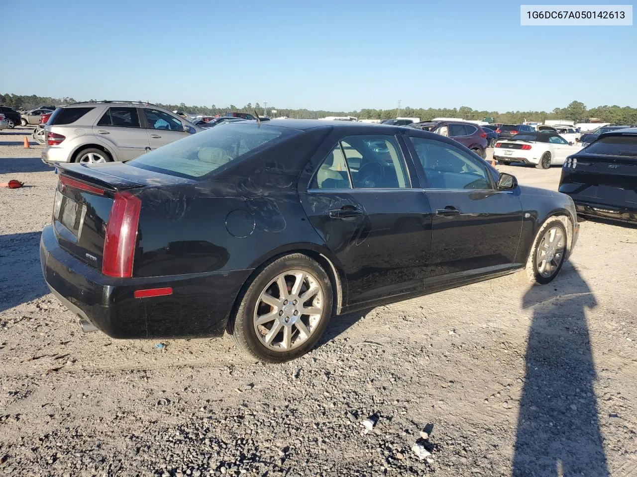 2005 Cadillac Sts VIN: 1G6DC67A050142613 Lot: 80586604