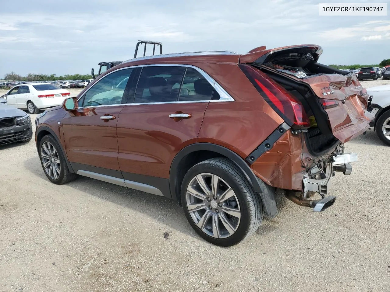 1GYFZCR41KF190747 2019 Cadillac Xt4 Premium Luxury