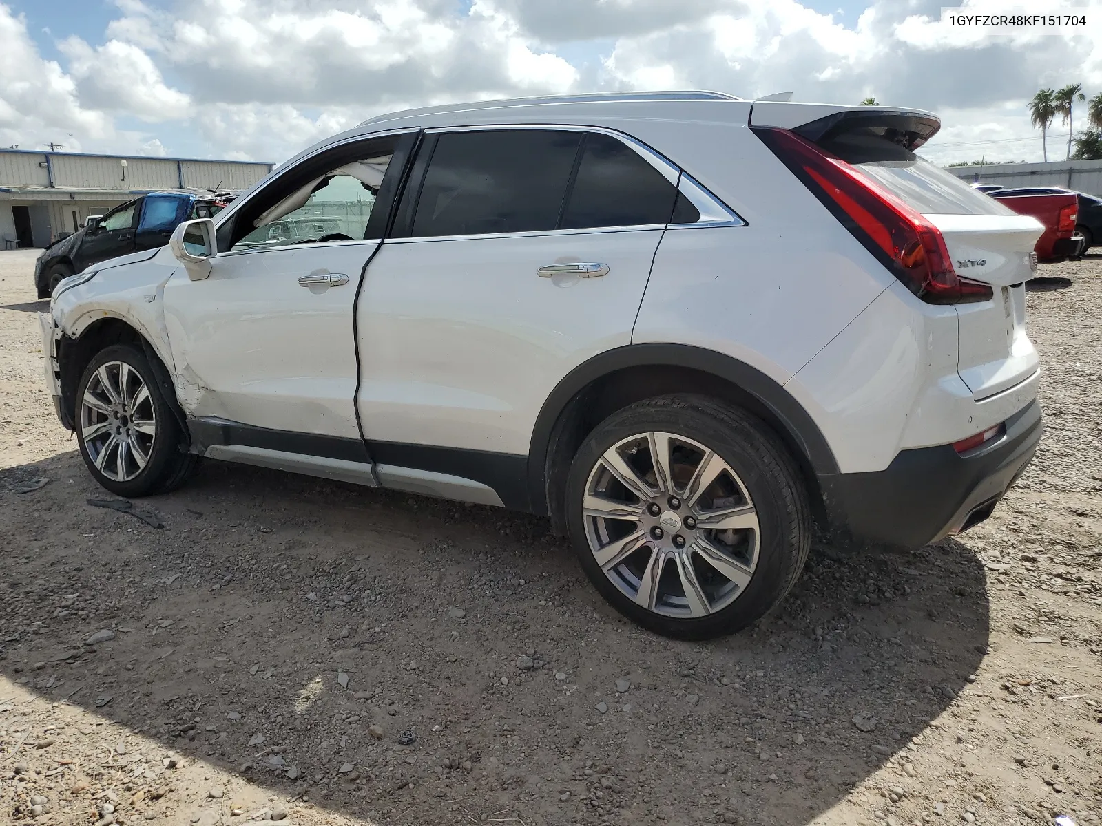 1GYFZCR48KF151704 2019 Cadillac Xt4 Premium Luxury