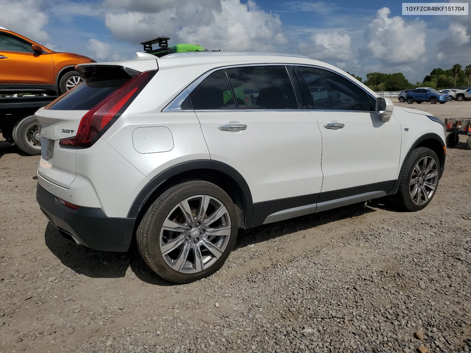 1GYFZCR48KF151704 2019 Cadillac Xt4 Premium Luxury