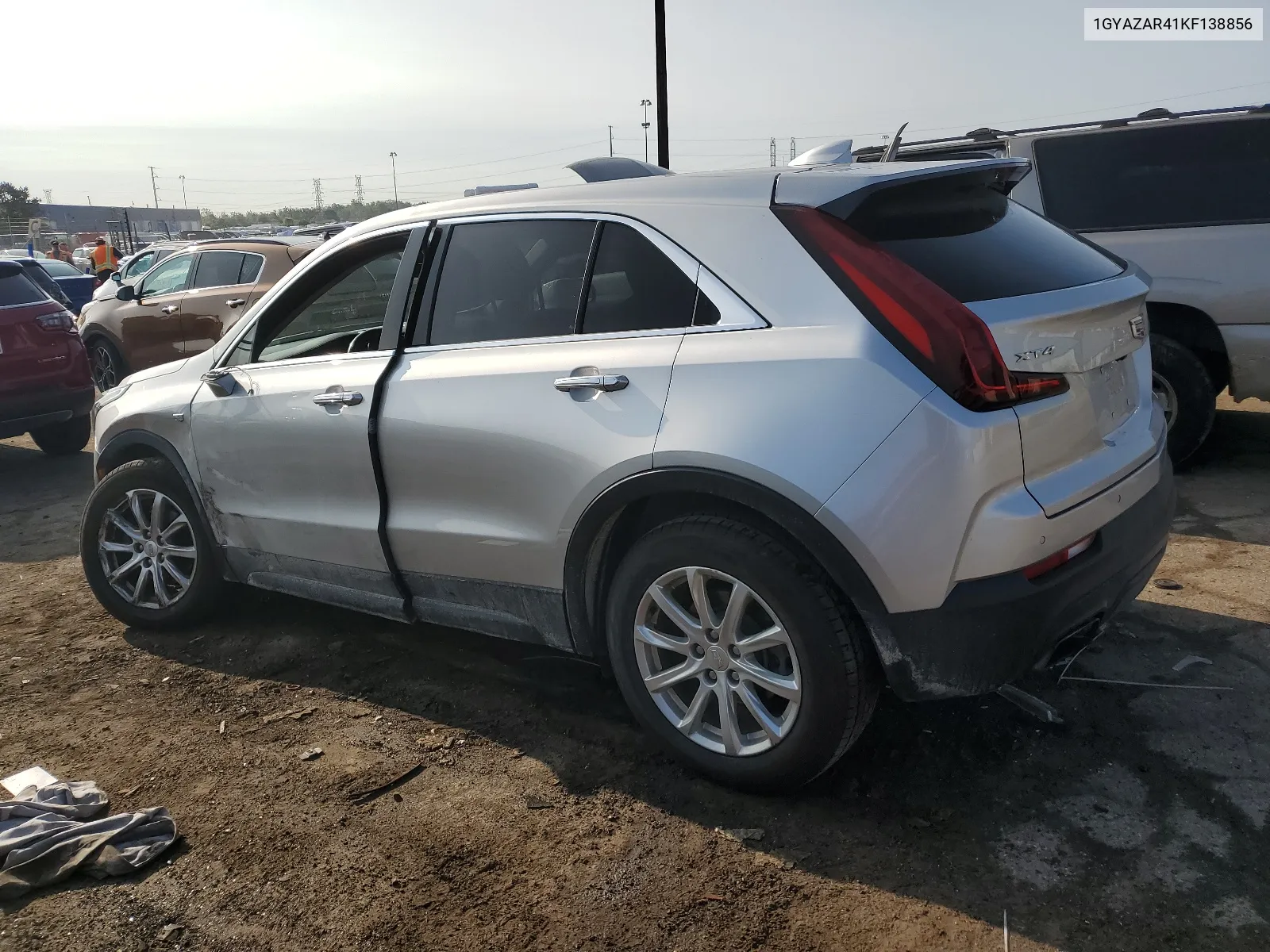 1GYAZAR41KF138856 2019 Cadillac Xt4 Luxury