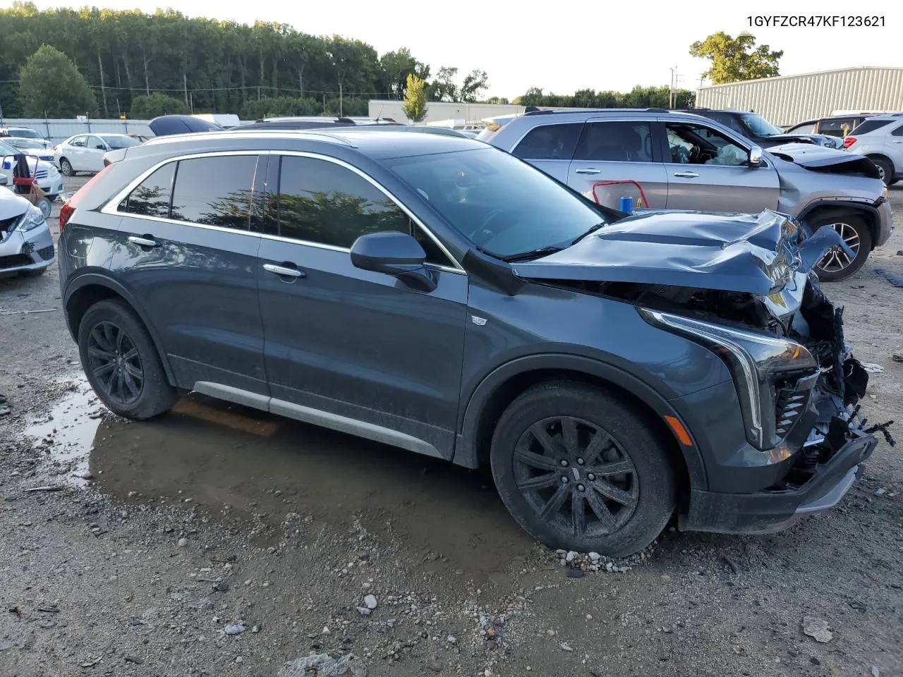 1GYFZCR47KF123621 2019 Cadillac Xt4 Premium Luxury