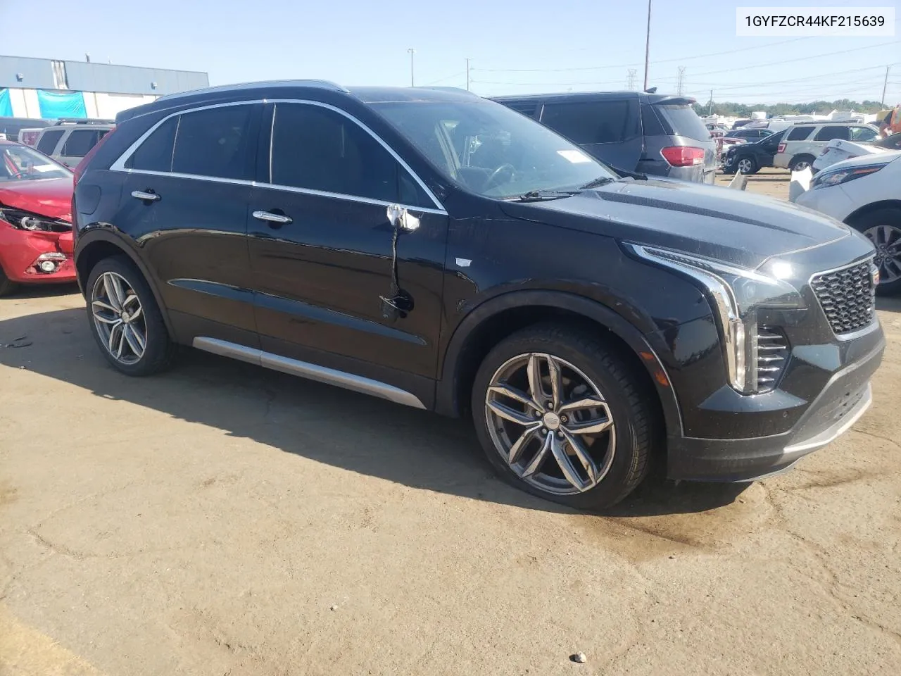 1GYFZCR44KF215639 2019 Cadillac Xt4 Premium Luxury