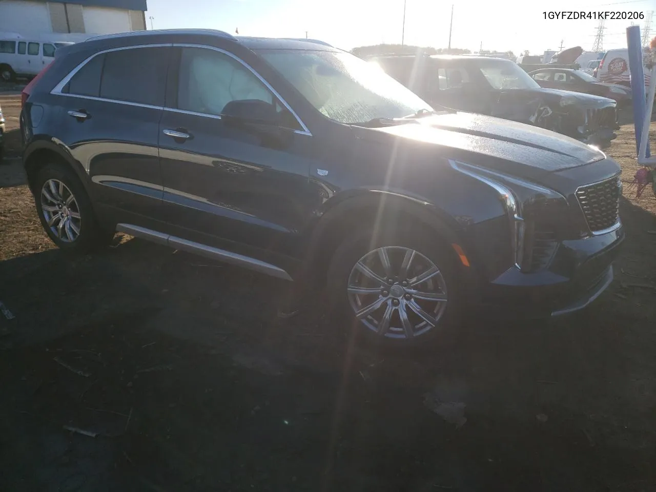 2019 Cadillac Xt4 Premium Luxury VIN: 1GYFZDR41KF220206 Lot: 76062374