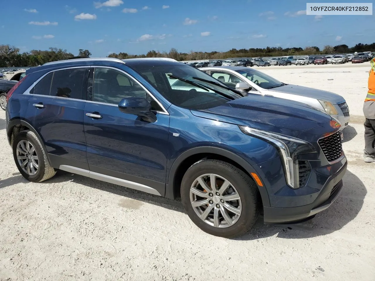 2019 Cadillac Xt4 Premium Luxury VIN: 1GYFZCR40KF212852 Lot: 76832004