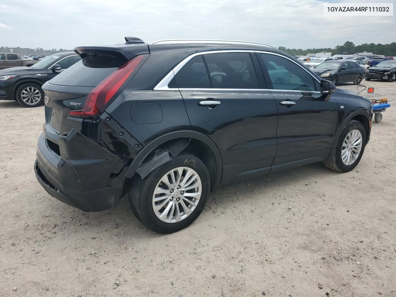 2024 Cadillac Xt4 Luxury VIN: 1GYAZAR44RF111032 Lot: 70102414