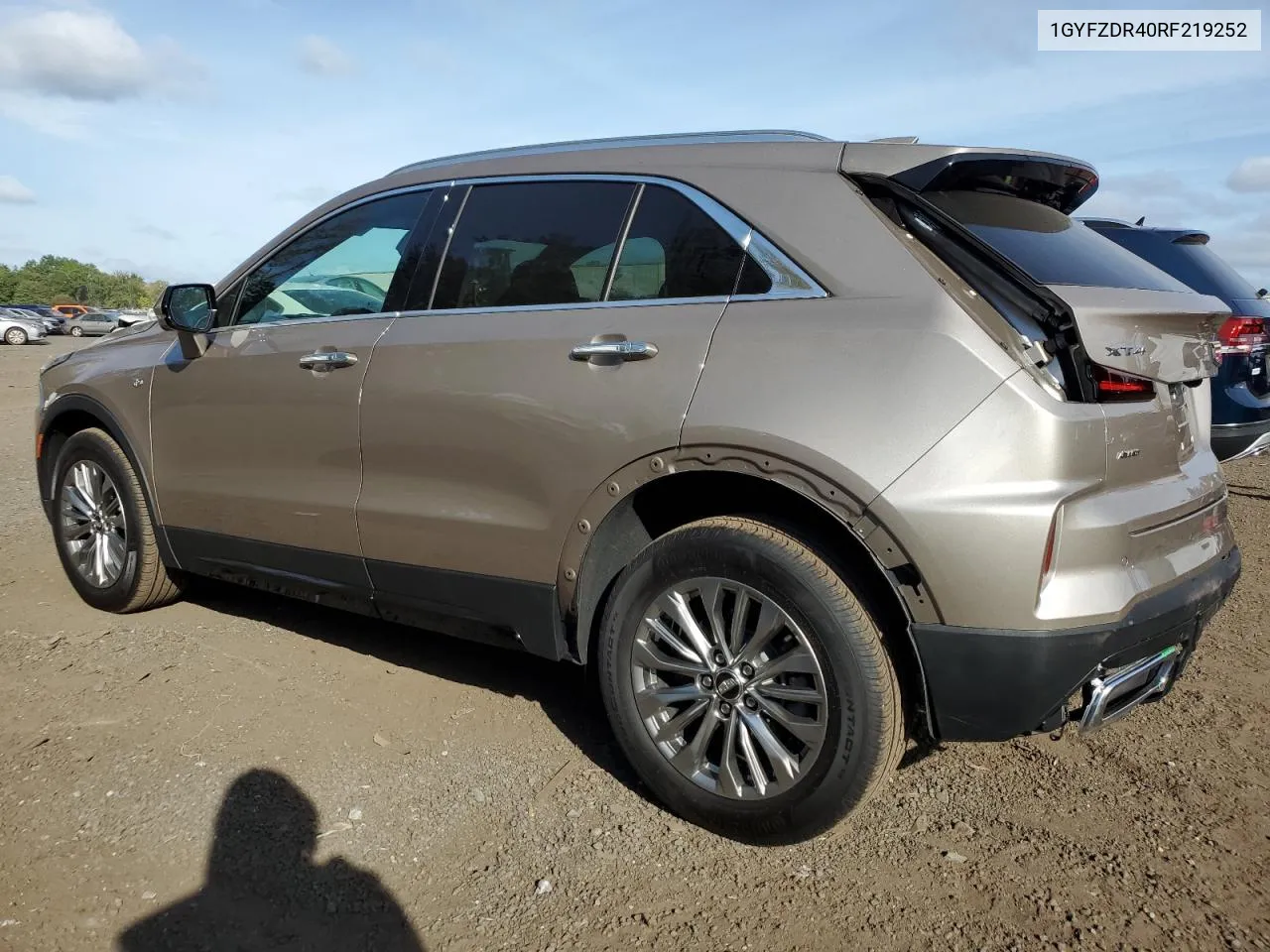 2024 Cadillac Xt4 Premium Luxury VIN: 1GYFZDR40RF219252 Lot: 72446334