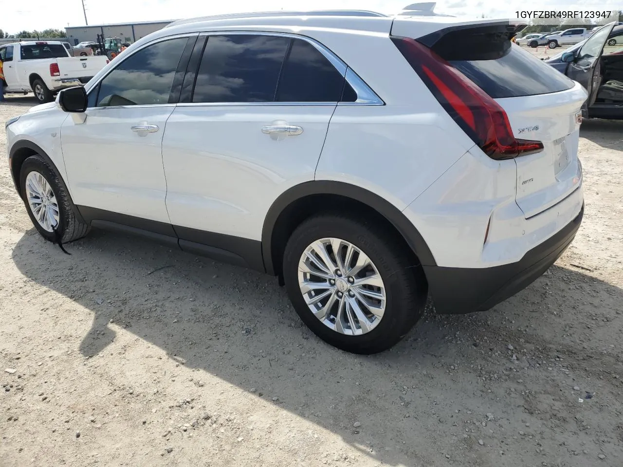 2024 Cadillac Xt4 Luxury VIN: 1GYFZBR49RF123947 Lot: 73837404