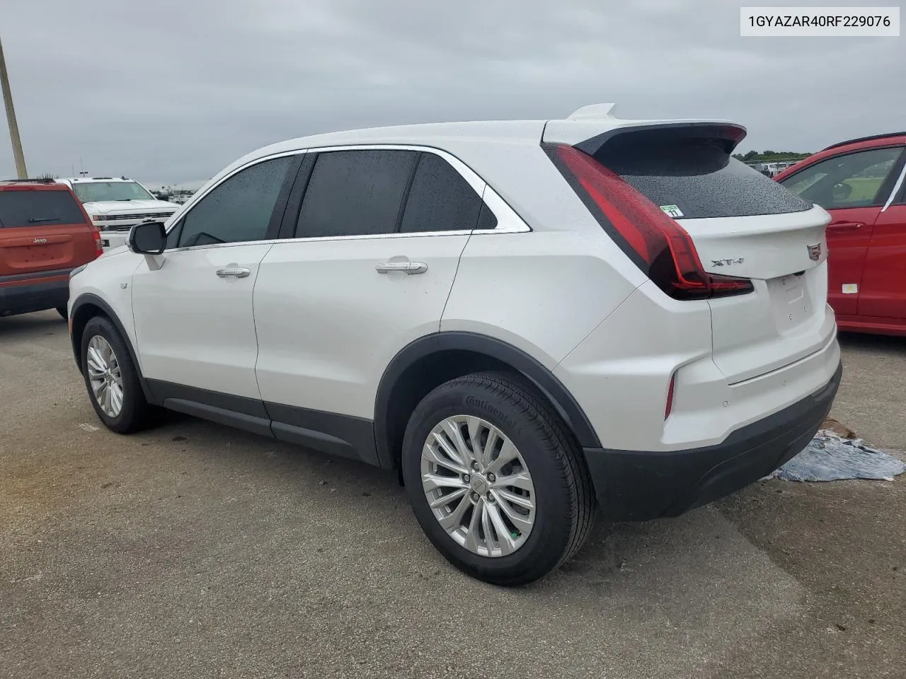 2024 Cadillac Xt4 Luxury VIN: 1GYAZAR40RF229076 Lot: 75119004