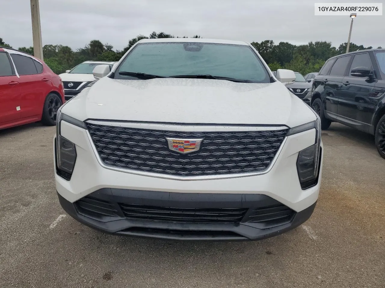 2024 Cadillac Xt4 Luxury VIN: 1GYAZAR40RF229076 Lot: 75119004