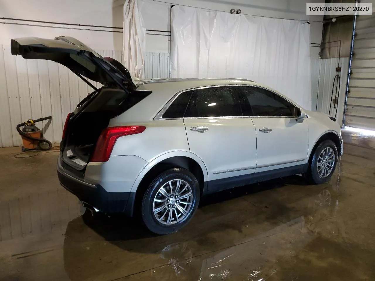 1GYKNBRS8HZ120270 2017 Cadillac Xt5 Luxury