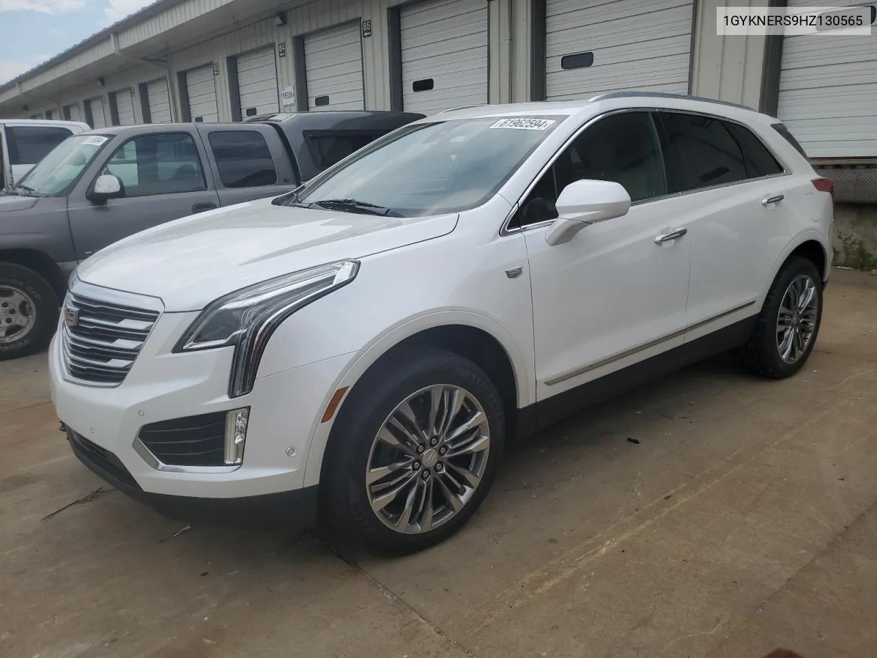 2017 Cadillac Xt5 Premium Luxury VIN: 1GYKNERS9HZ130565 Lot: 61962594