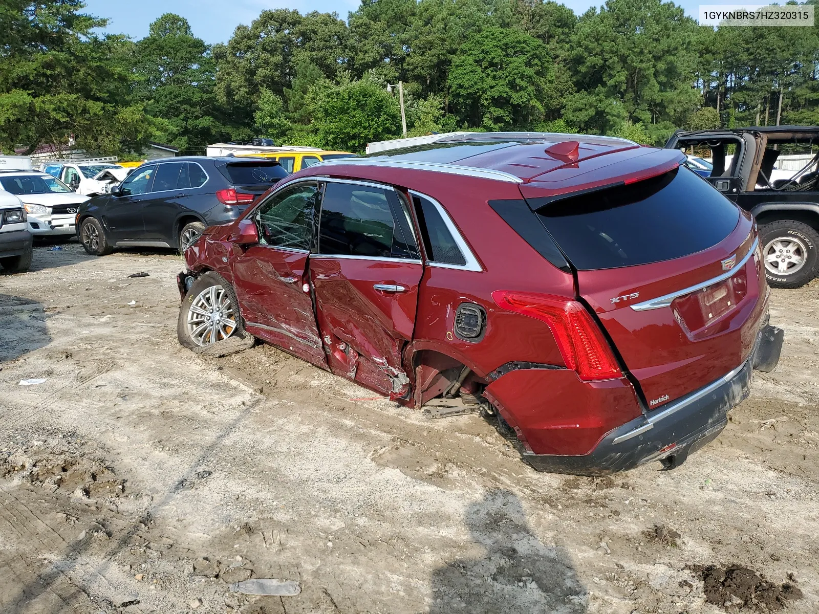 2017 Cadillac Xt5 Luxury VIN: 1GYKNBRS7HZ320315 Lot: 64627584